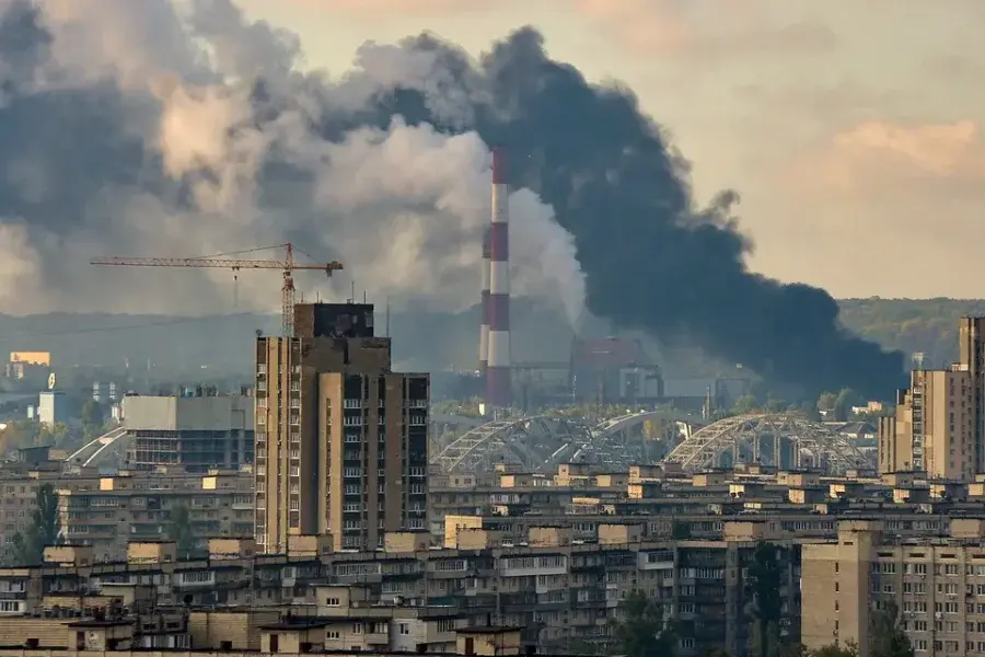 Nuevo ataque “masivo” de Rusia en Kiev: al menos un muerto por el impacto de un misil