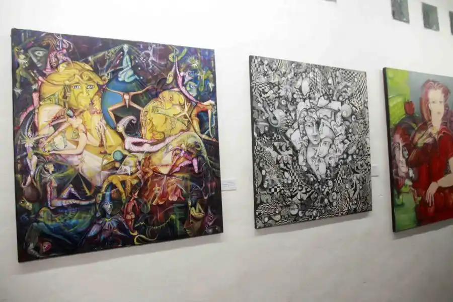 Cinco artistas reflejan sus obras en “Maestras en el arte”