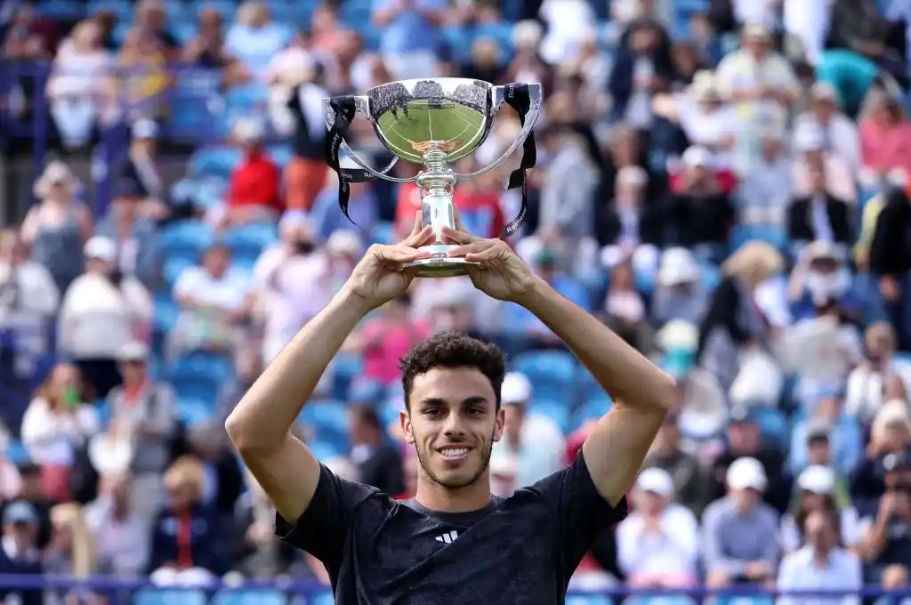 Francisco Cerúndolo se consagró campeón del ATP inglés de Eastbourne