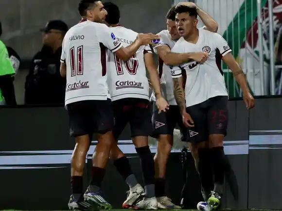 Lanús resistió en el Maracaná y está en semifinales de la Sudamericana