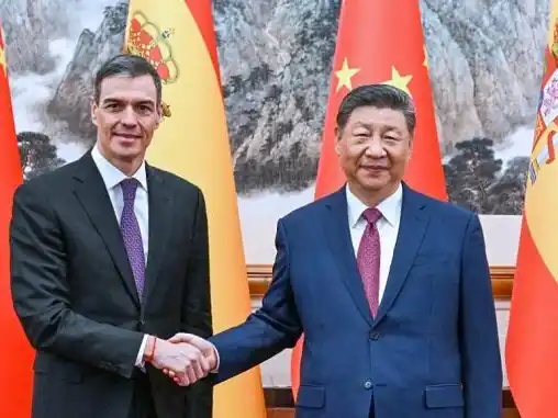 España se aleja de EE. UU. para acercarse a China: la relación entre Sánchez y Xi Jinping ha ido mejorando
