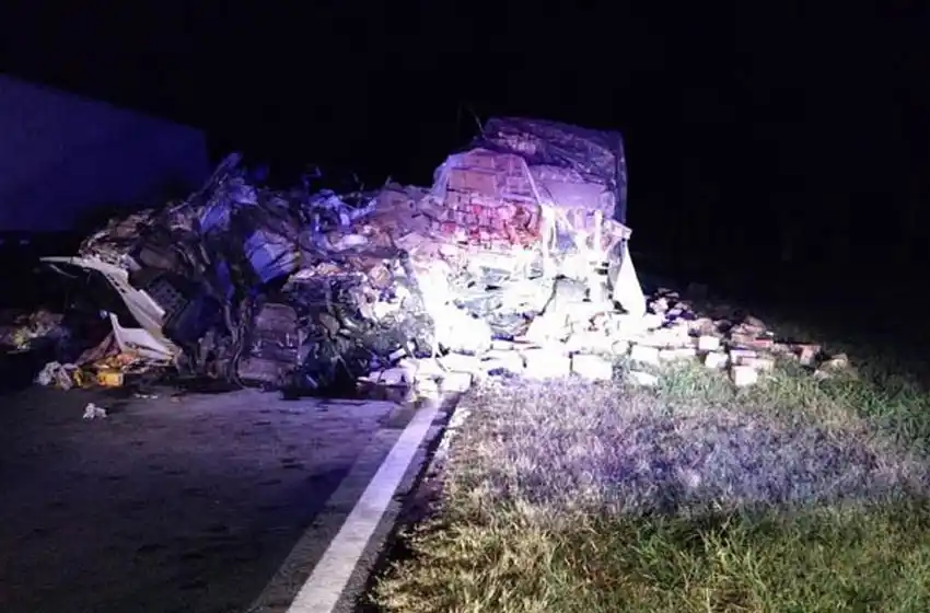 Choque entre camiones en Venado Tuerto: hay dos personas gravemente heridas