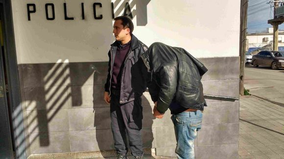 Buscan a un recluso de Tapalqué que se escapó de la cárcel de Azul: está condenado por haber violado a una nena
