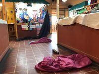 Robaron en el Mercado Artesanal del Dique: se llevaron productos y hasta prendieron fuego en el lugar