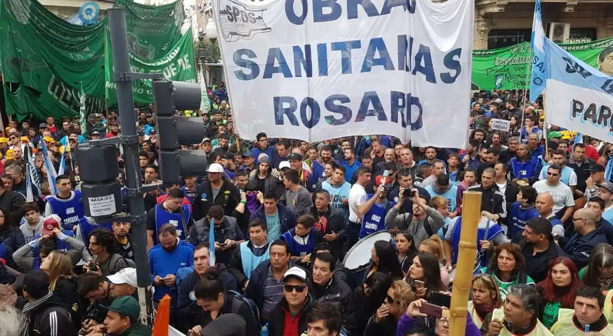 Rosario se suma a la protesta contra la llegada del FMI