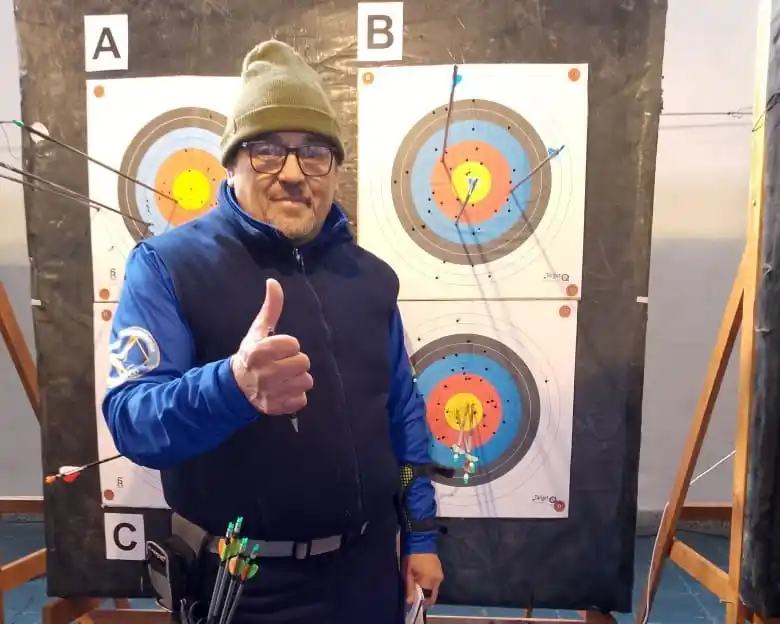 Representando a la Asociación Familia Piemontesa San Francisco, Carlos Leal participó en la categoría Raso 50+ Masculino.