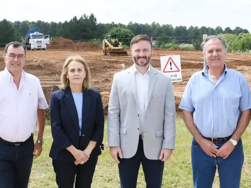 Azcué adelantó que se proyecta un 2025 con un parque industrial ampliado