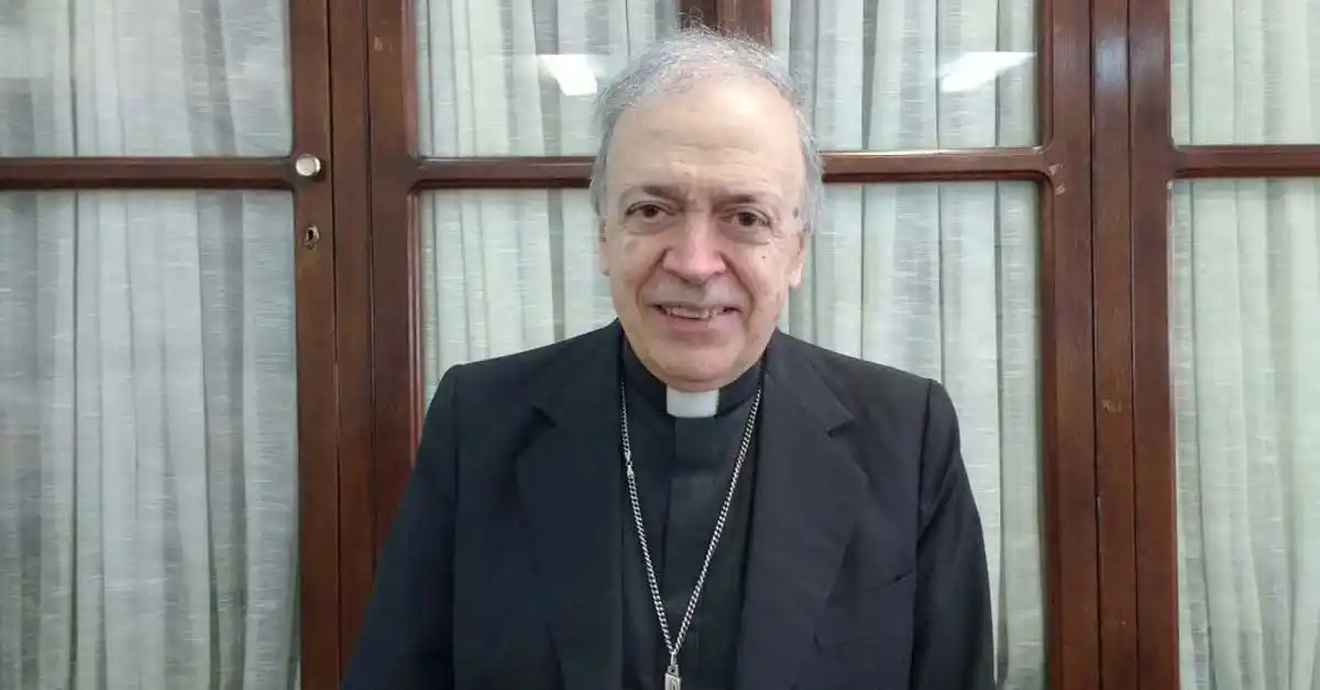 El obispo local reconoce falta de sacerdotes para atender los barrios