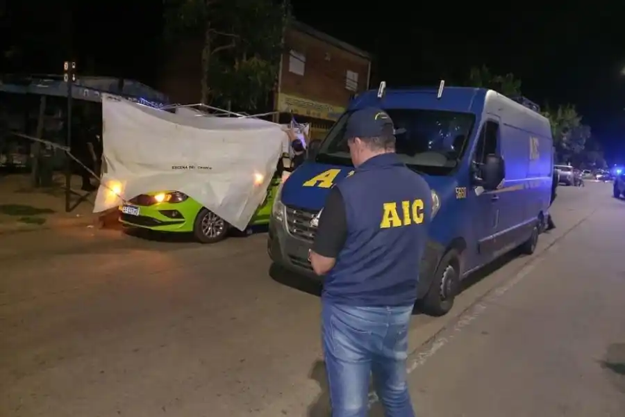 Un remisero se defendió de un asalto y mató a tiros a un delincuente en la ciudad de Santa Fe 