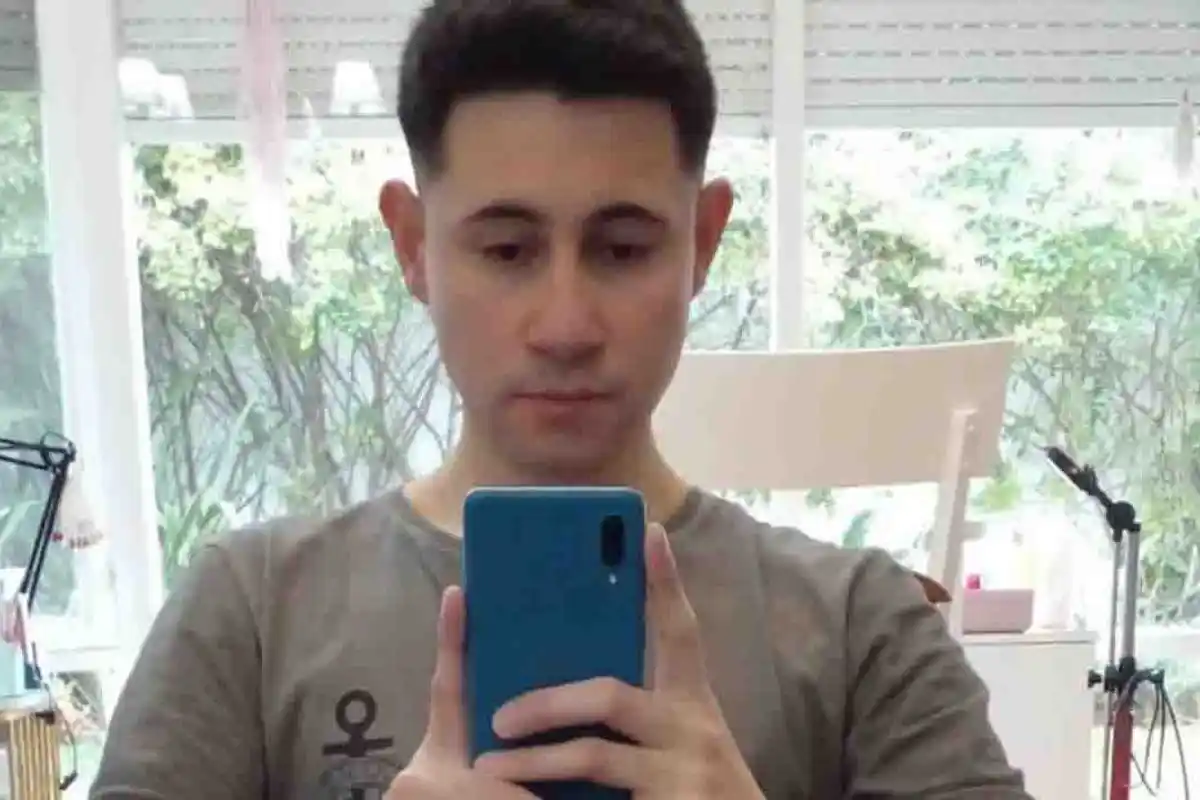 El joven peluquero de 25 desapareció tras ingresar con un kayak alquiladoal mar.