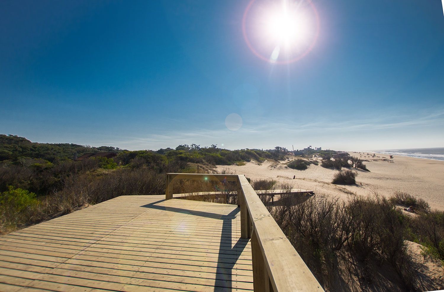 Villa Gesell lanzó “Quedate Verano”: Un programa de descuentos en gastronomía, hotelería y comercios