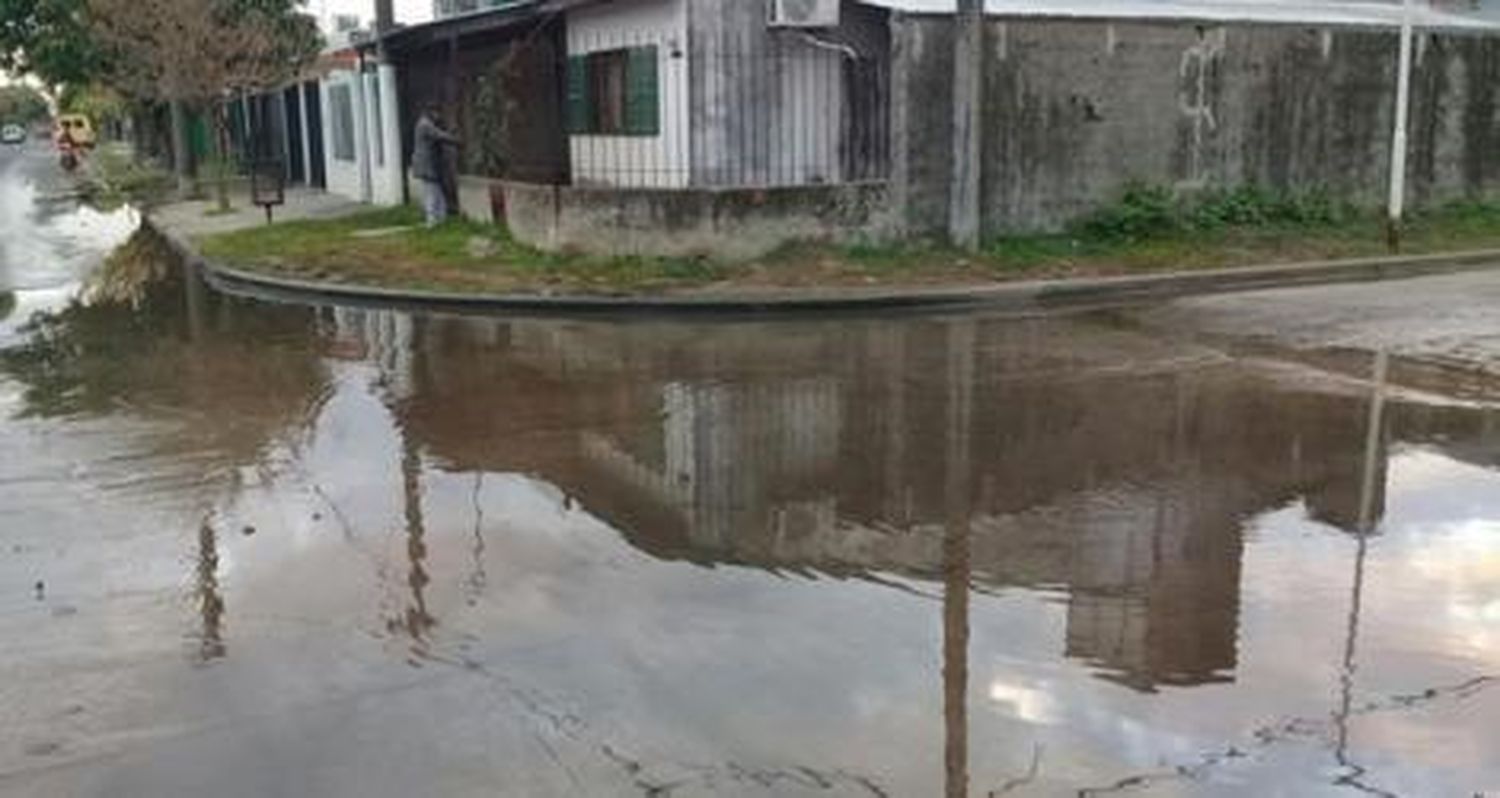 Reclamo: “Seguimos con el agua”