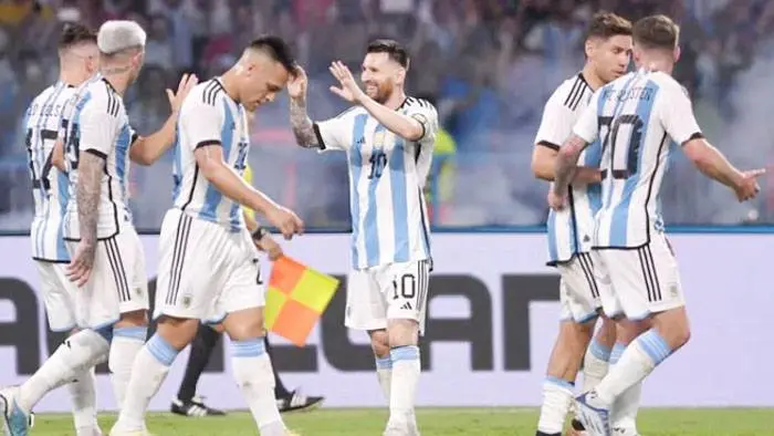 Messi llegó a los 102 goles en la albiceleste