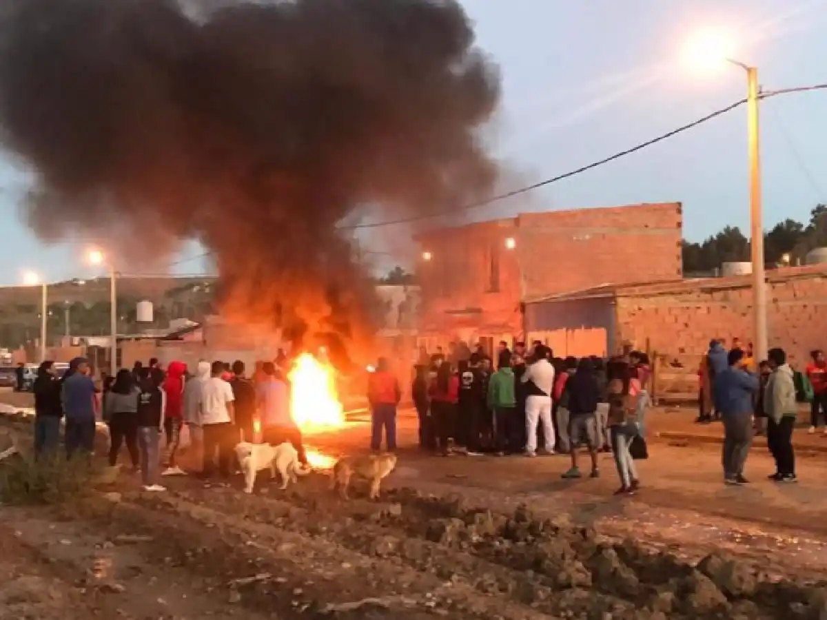 Confirman que el hijo del hombre linchado no era el violador