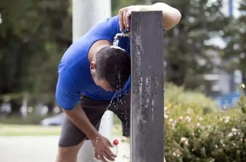 Anuncian una ola de calor para Rosario que se extenderá toda la semana