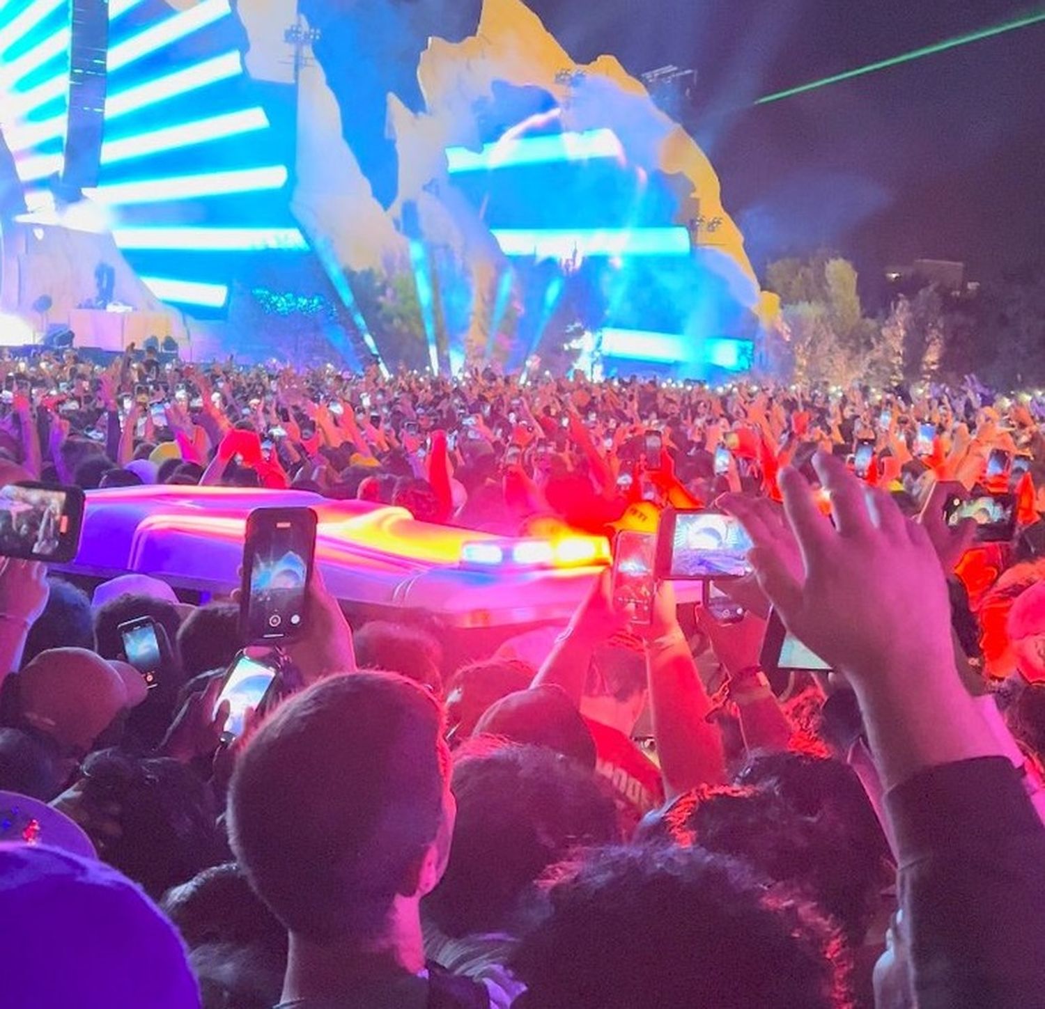 Al menos ocho muertos y decenas de heridos por una avalancha humana en un festival de música