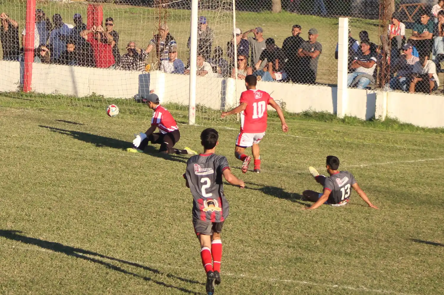 La Academia impuso condiciones y venció a Barrio Norte por 2 a 0