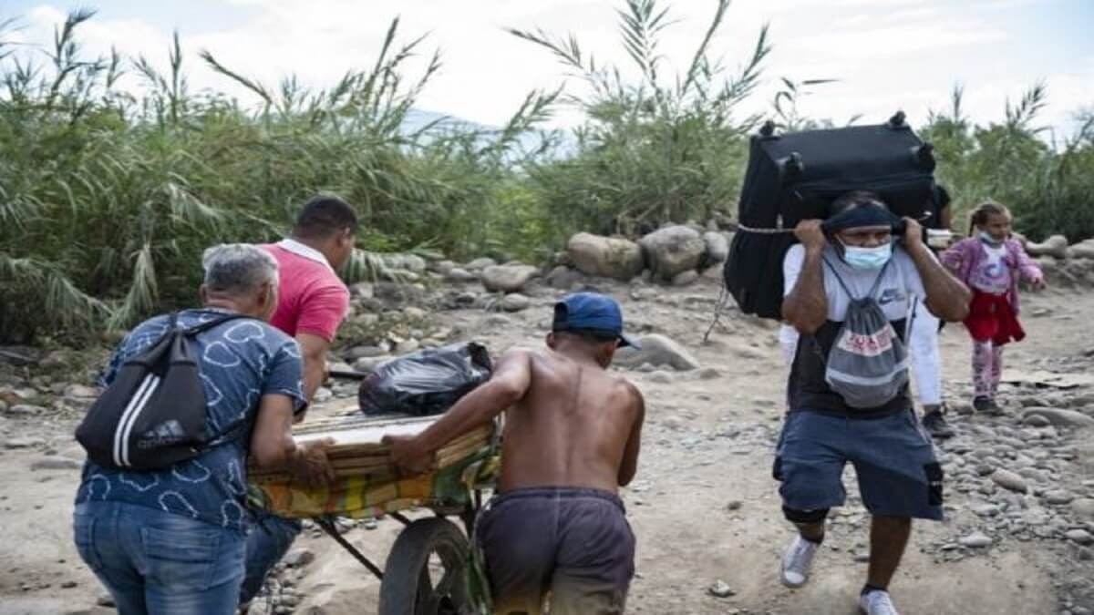 ¡AHORA ES QUE SE DA CUENTA! Benedetti dice que las mafias se apoderaron de las trochas