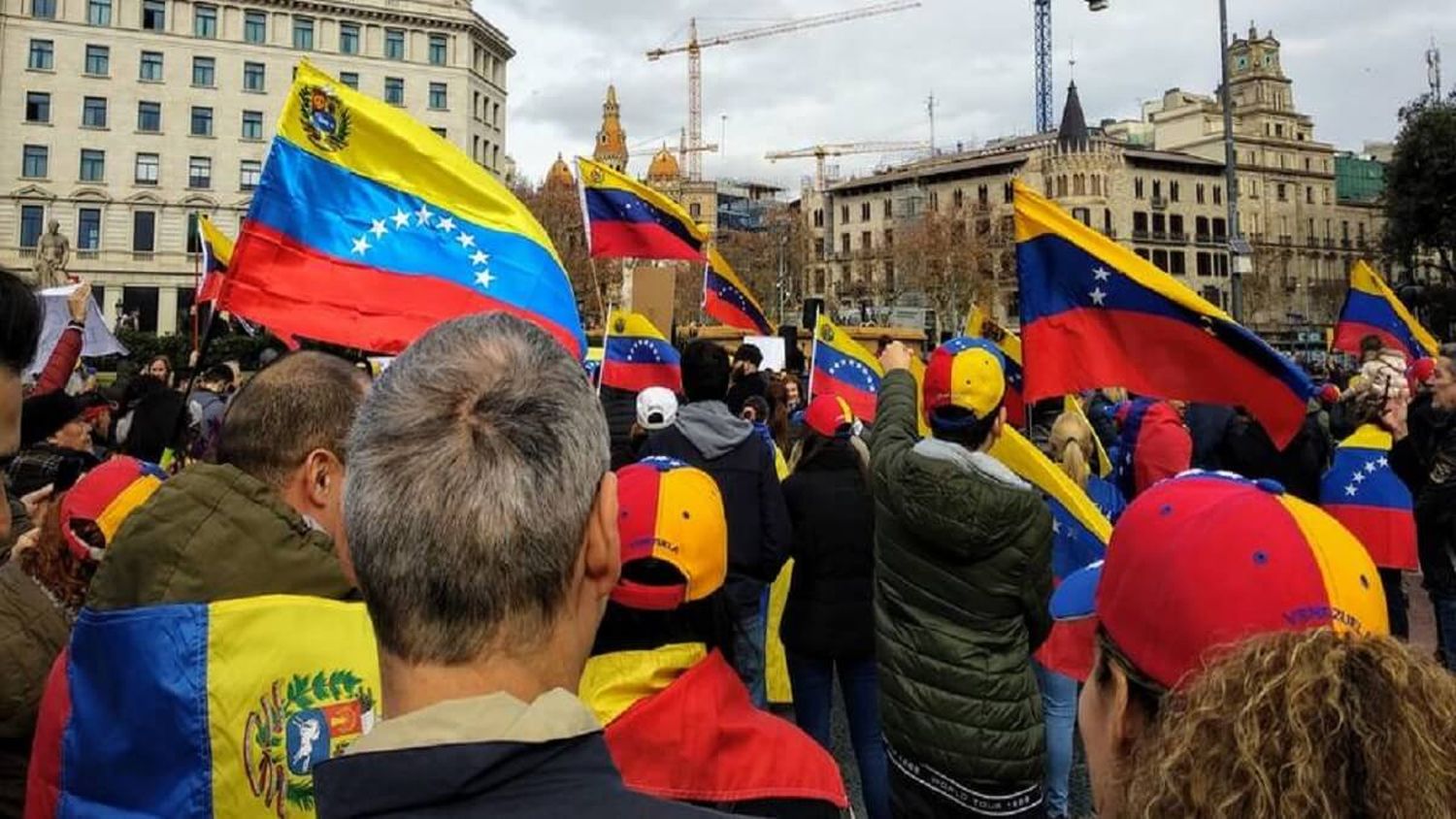 MIGRANTES VENEZOLANOS siguen a la cabeza de las peticiones de asilo en España