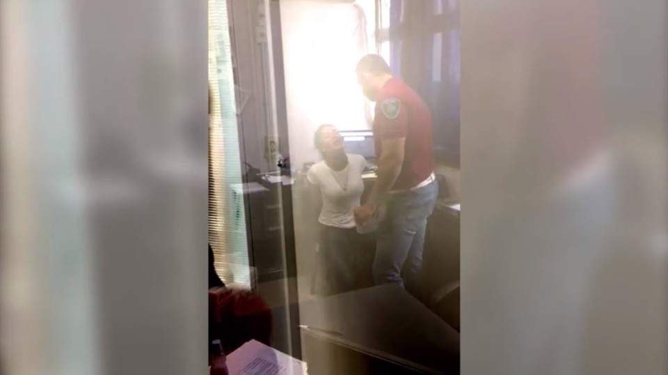 Detuvieron a Natacha Jaitt tras escrachar a un policía