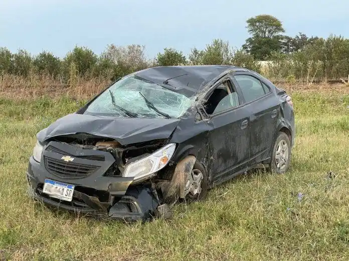 Despiste y vuelco en Basavilbaso