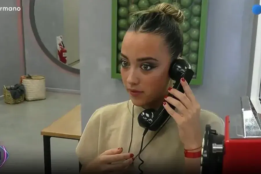 Soño el teléfono rojo en Gran Hermano y Florencia atendió: de que se trata el increíble beneficio que recibió