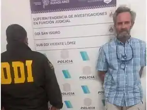 Leandro Tulia, (Caroso) entrenador de vela denunciado por abuso sexual por parte la medallista olímpica, Eugenia Bosco, detenido por la policía bonaerense. - Créditos: @Policía Bonaerense