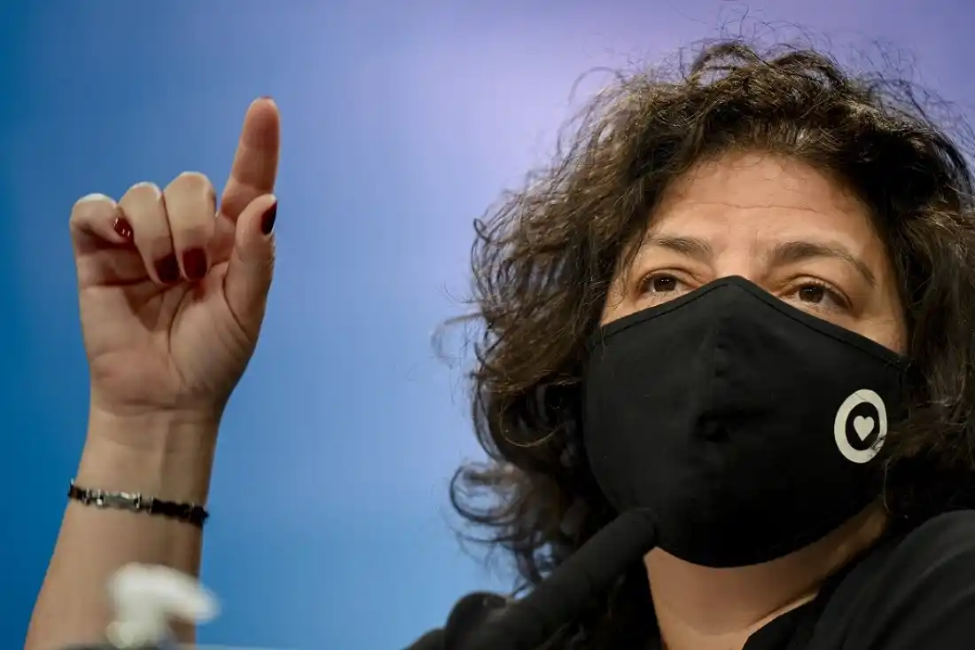La ministra Carla Vizzotti confirmó que habilitarán la cuarta dosis de la Sputnik V