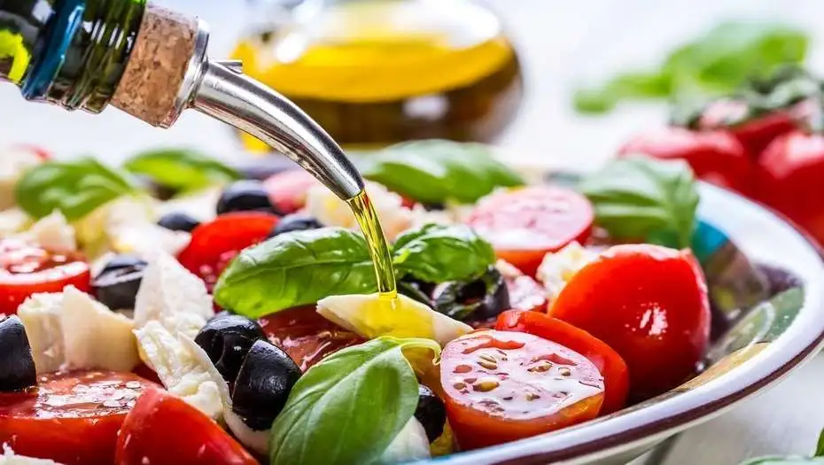 Aceite de oliva: investigan su efecto protector para el cerebro