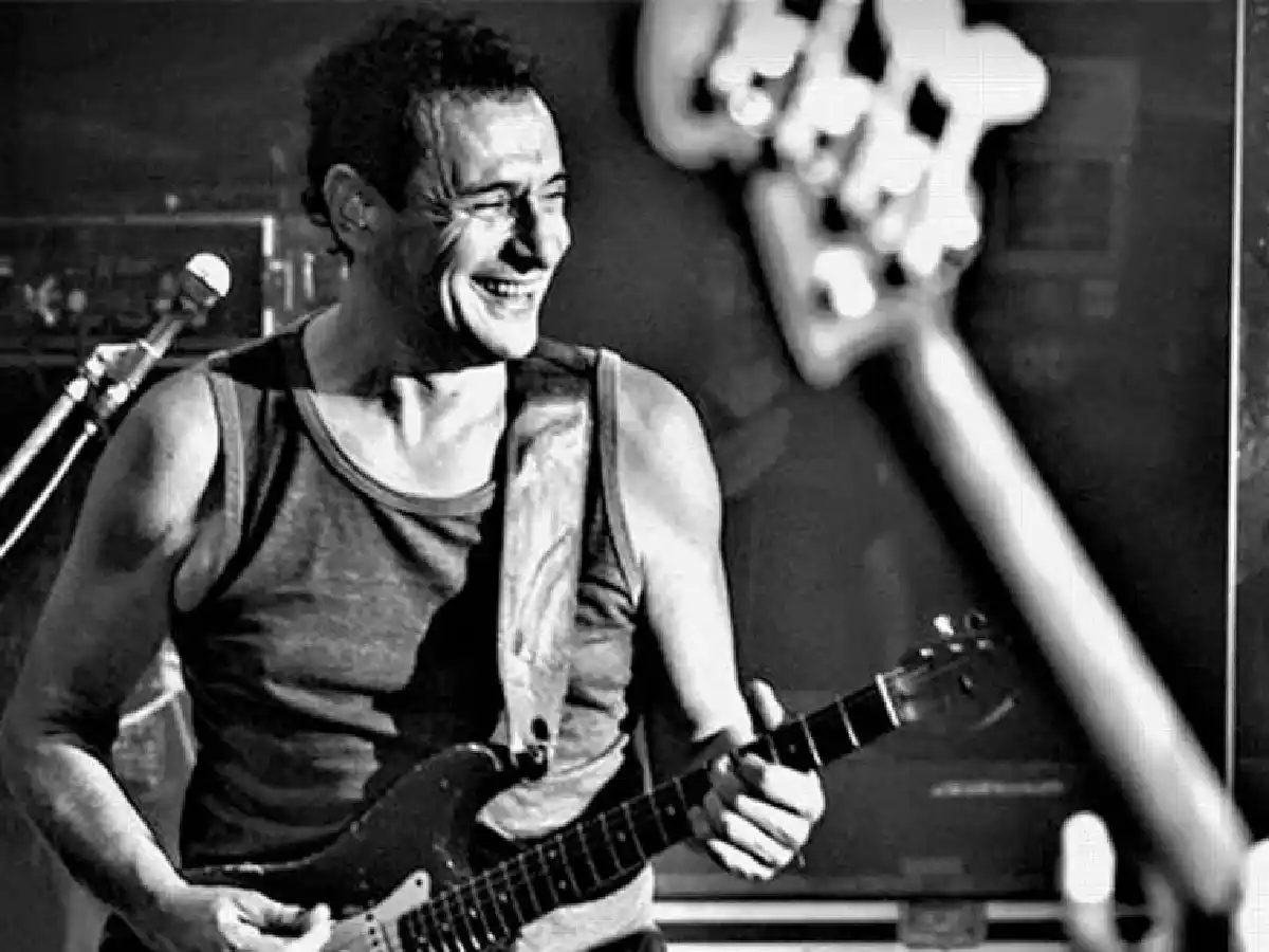 Ricardo Mollo: “Tocar donde jamás imaginamos llegar es como hacer patria” 