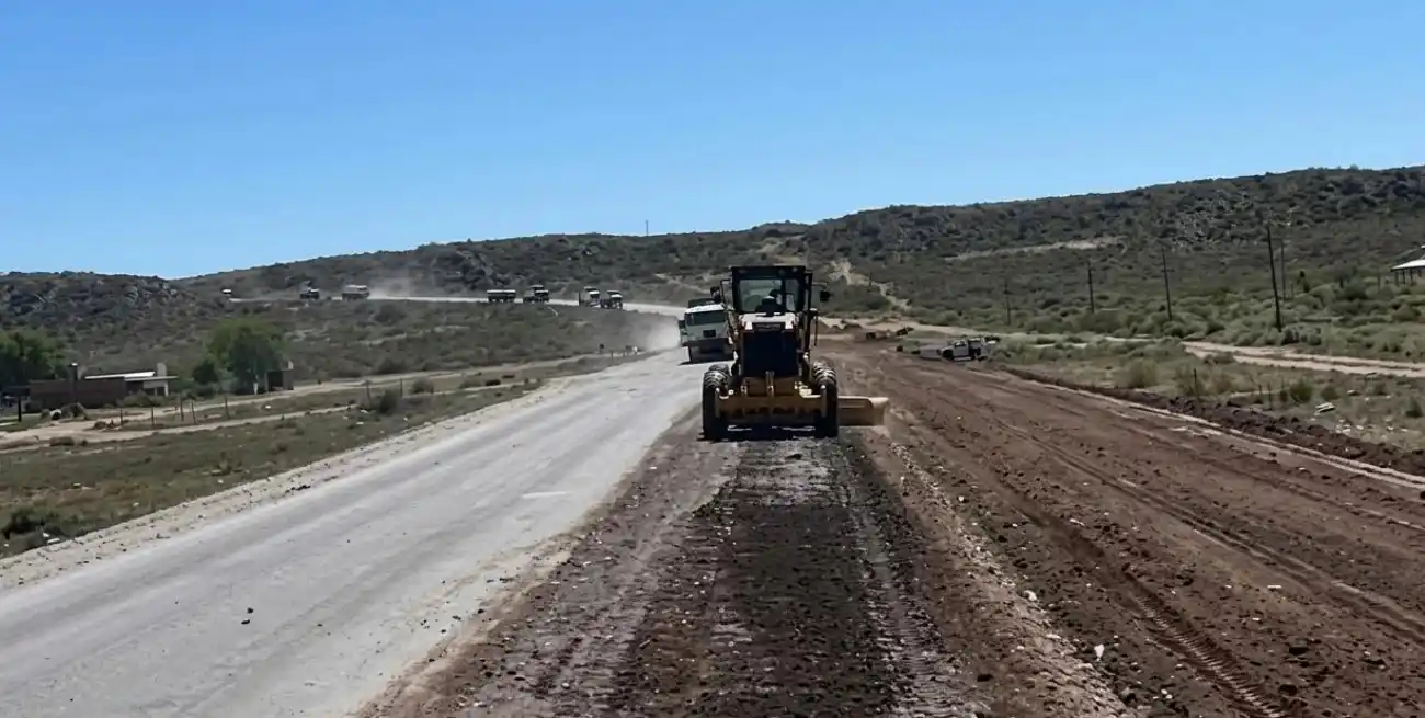 En casos extremos, como en La Pampa, se trabaja para la circulación por banquinas, ante el estado de la ruta.