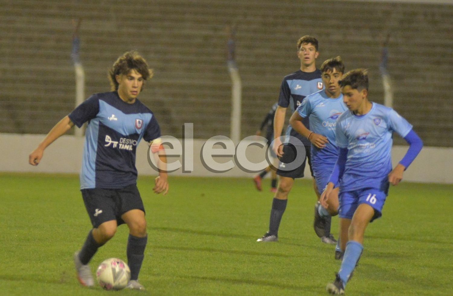 Benjamín Díaz, ante la marca de Galizio.