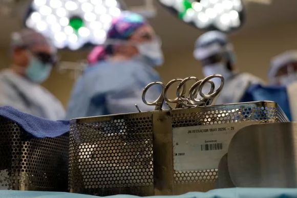 Cardiólogos se reunieron con el gobierno en busca de una salida a la falta de insumos médicos
