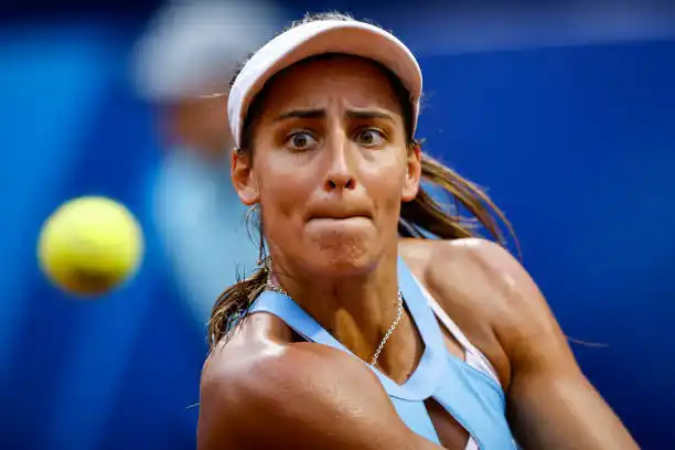 Carlé avanzó en la qualy