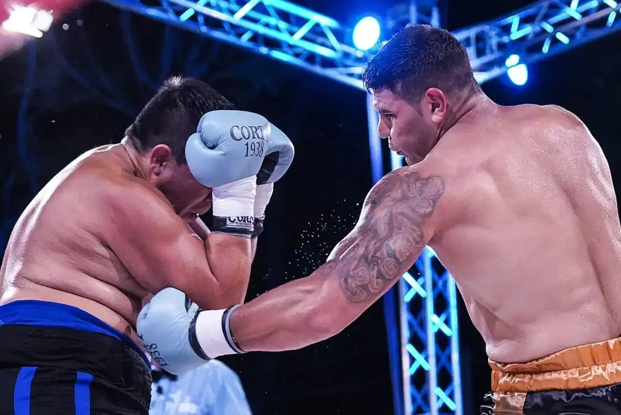 El "Oso" López perdió por nocaut técnico en el cuarto round frente a Brian Suárez