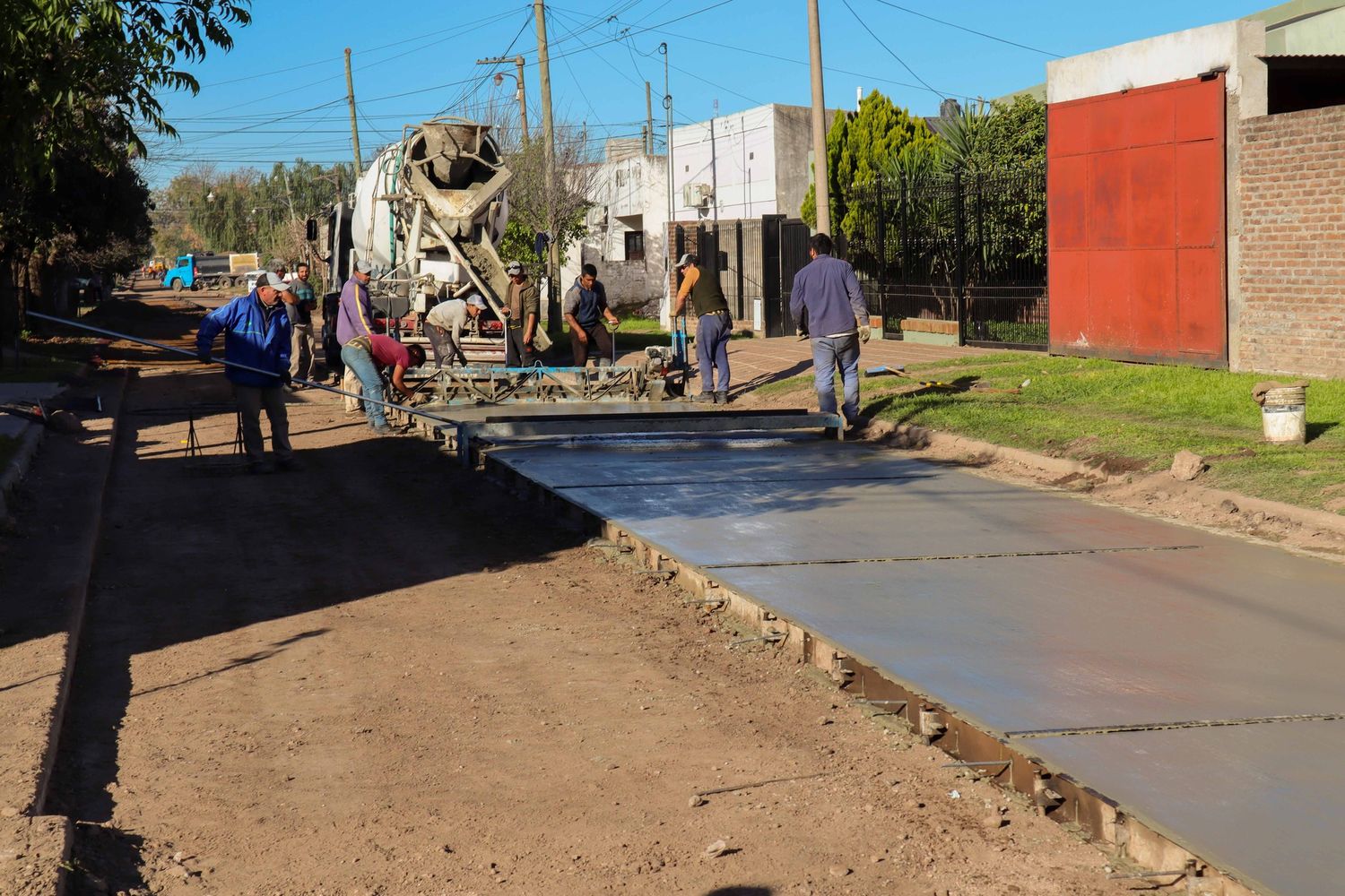 Avanza la Pavimentación de calle Carmen Gadea