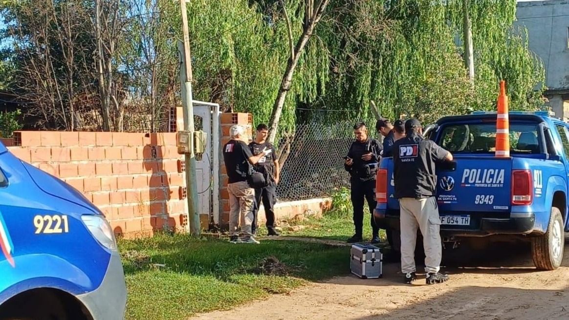 Agentes de la PDI trabajaron en la escena del suceso. Foto: Archivo