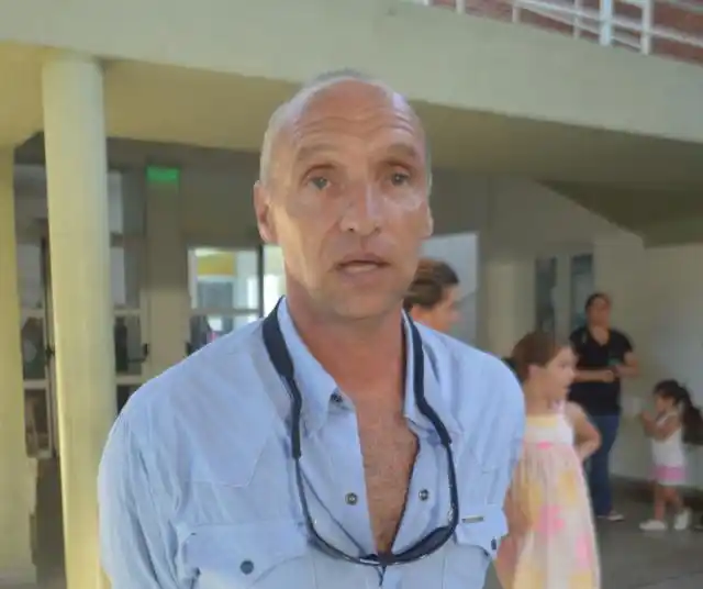 Una multitud en la apertura de inscripciones del CEF