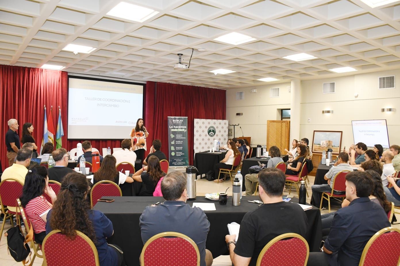 Balance en el Centro Comercial e Industrial