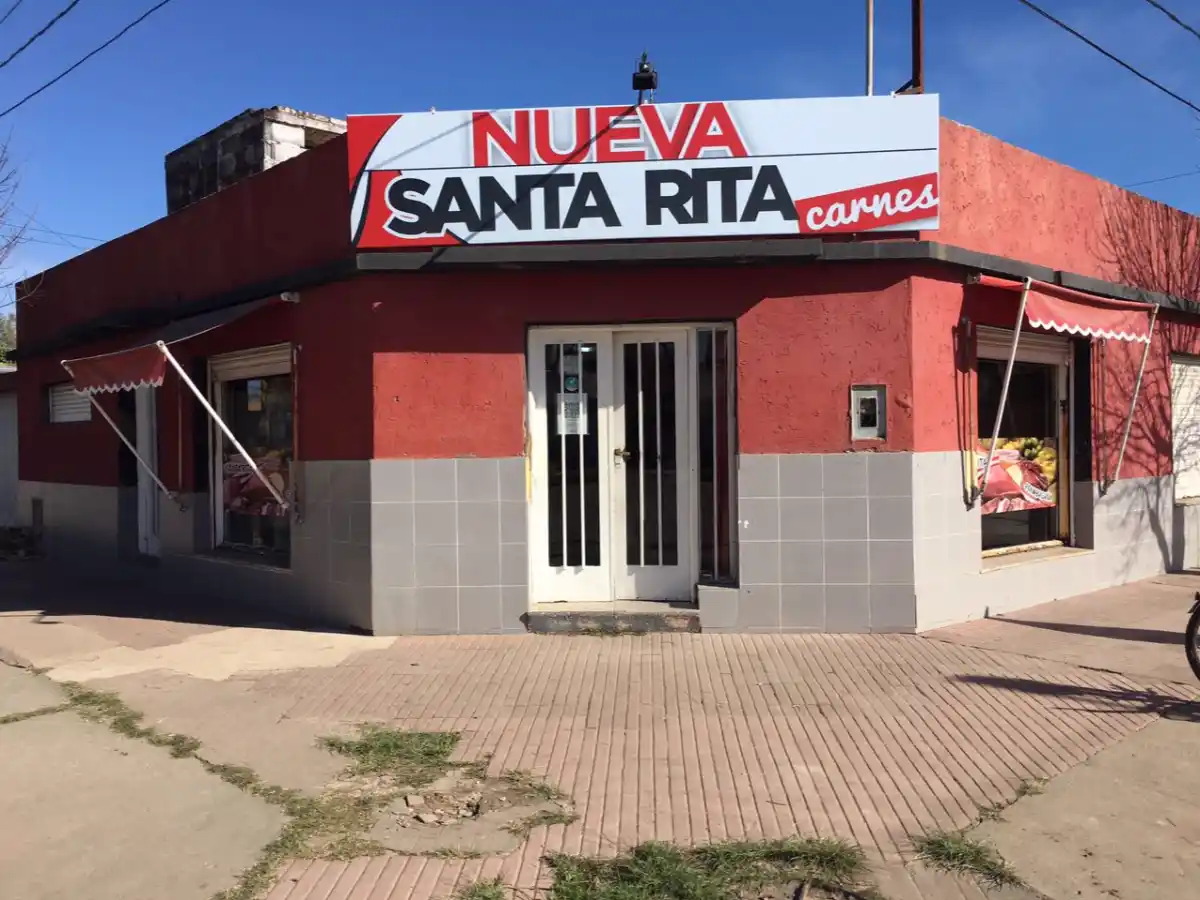 Roban en una carnicería y se llevan la caja registradora con la recaudación 