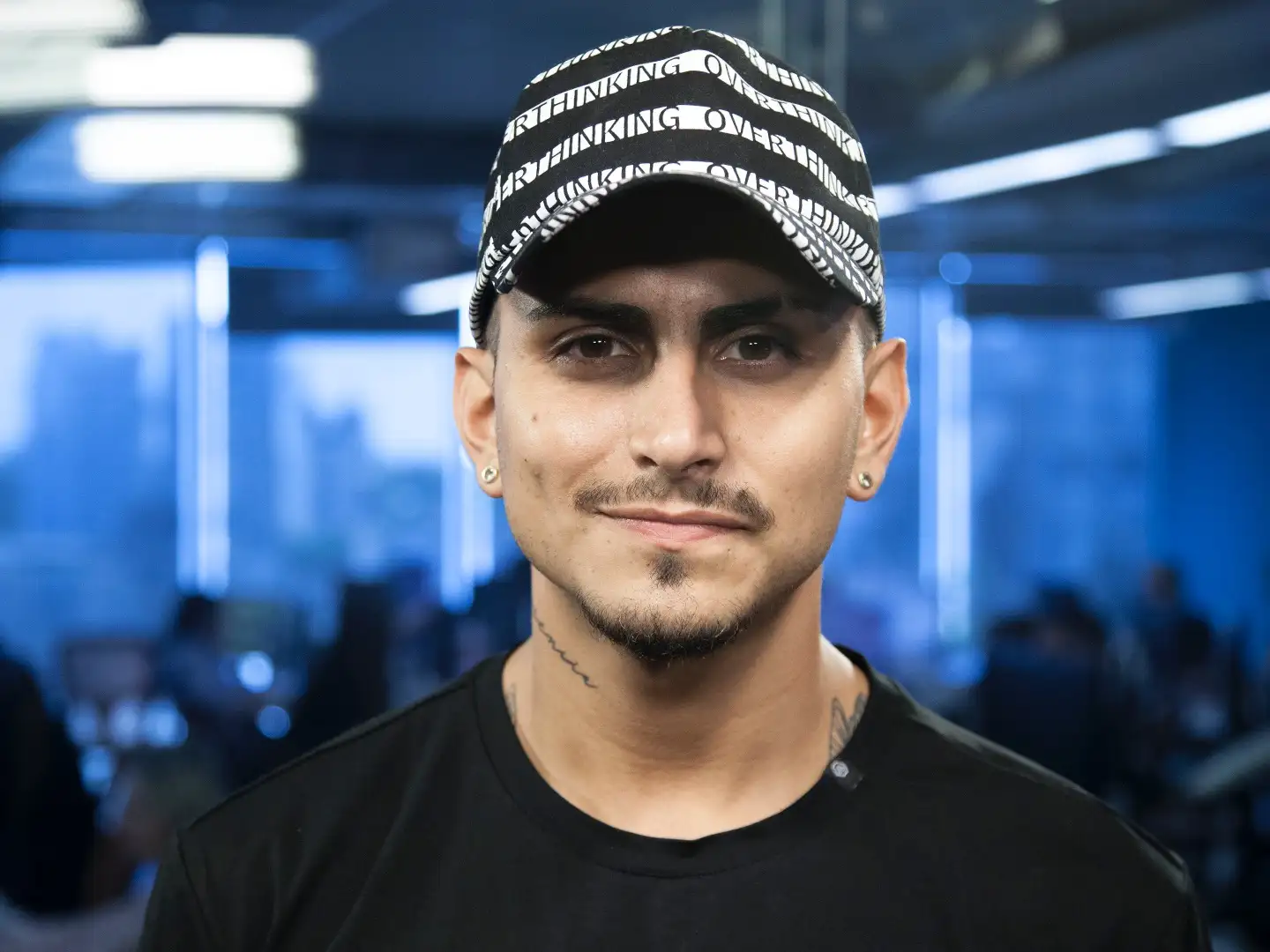El cantante lo hizo publico a través de sus redes sociales.