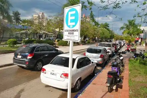 Caballero pidió retrotraer el valor del estacionamiento medido a $20