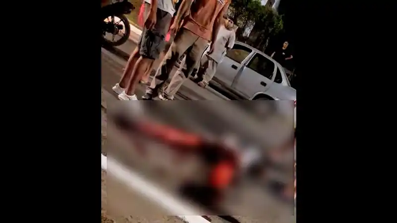 Un joven fue baleado y se desplomó ensangrentado sobre una avenida