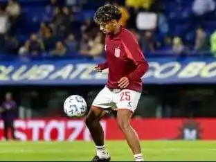 La Bombonera explotó contra Cristian Medina: "El que no salta, es un traidor"