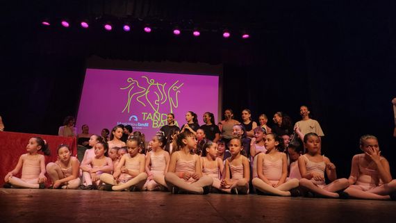 El Teatro del Fuerte fue sede de la primera jornada de Tandil Baila