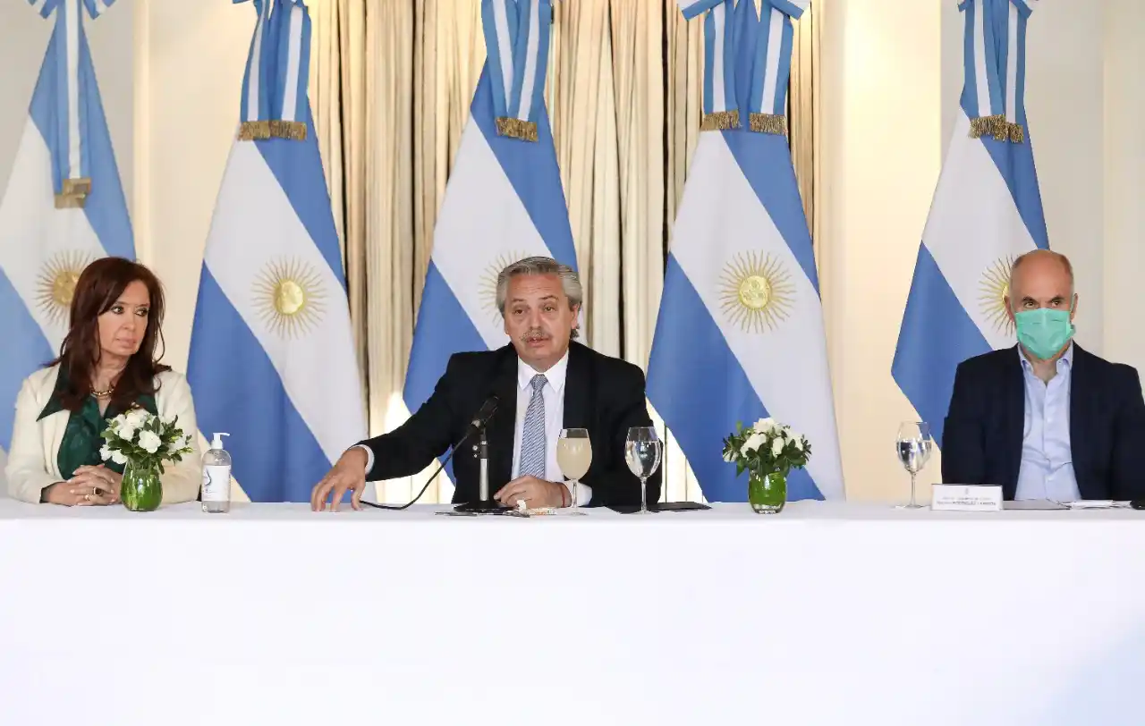 Junto a Gobernadores, Alberto presentó la oferta del canje de deuda