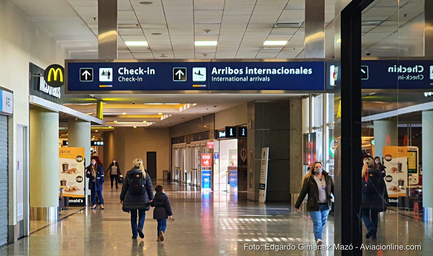 Argentina: acompañantes pueden volver a entrar a los aeropuertos de Córdoba, Ezeiza y Aeroparque