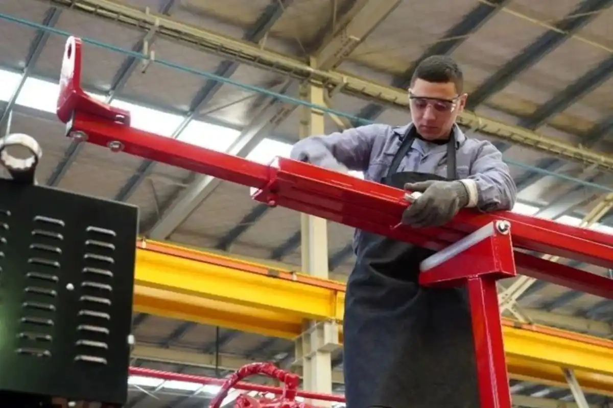 A nivel nacional, octubre evidenció una contracción en las categorías de trabajo independiente.