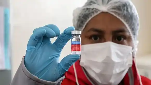 ¿MEDIDA EXTREMA? Este país planea confinar a los no vacunados