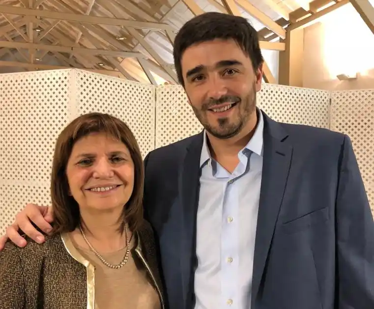 Por el aumento de casos de coronavirus, se suspendió la presentación del libro de Patricia Bullrich en Olavarría